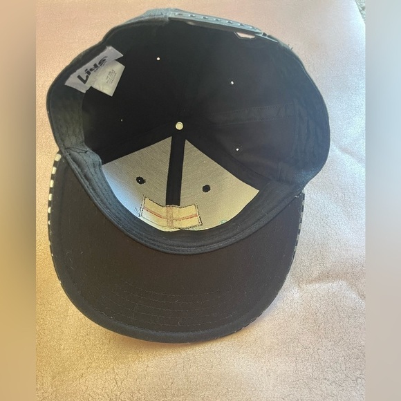 LIDS Custom Snap back Hat - Picture 5 of 5